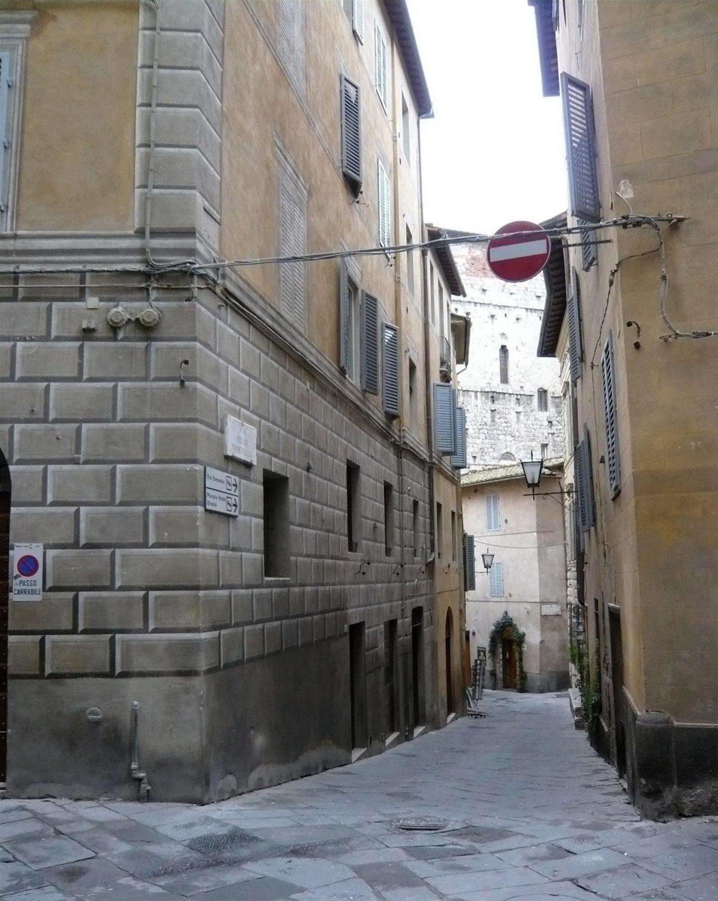 Albergo Tre Donzelle Siena Exterior photo